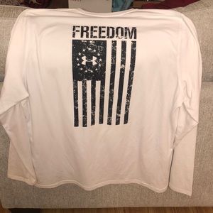 Under Armour Men’s shirt